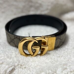 Gucci Gold Logo Buckle Belt with Black and Brown Strap